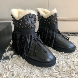 NIB Koolaburra Haley Studs Leather Boots